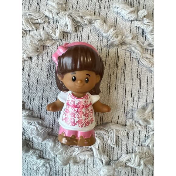 Fisher-Price Little People Mia with Pink White Tope Bunny Pattern 2019 - Picture 1 of 4